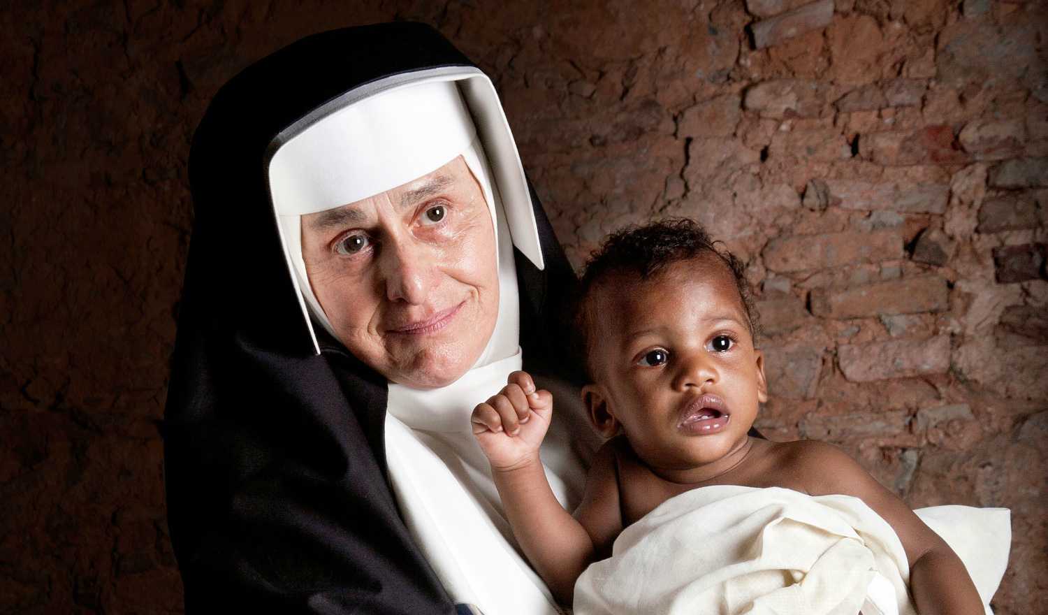 Irmã Dulce é canonizada como 1ª santa nascida no Brasil; conheça a