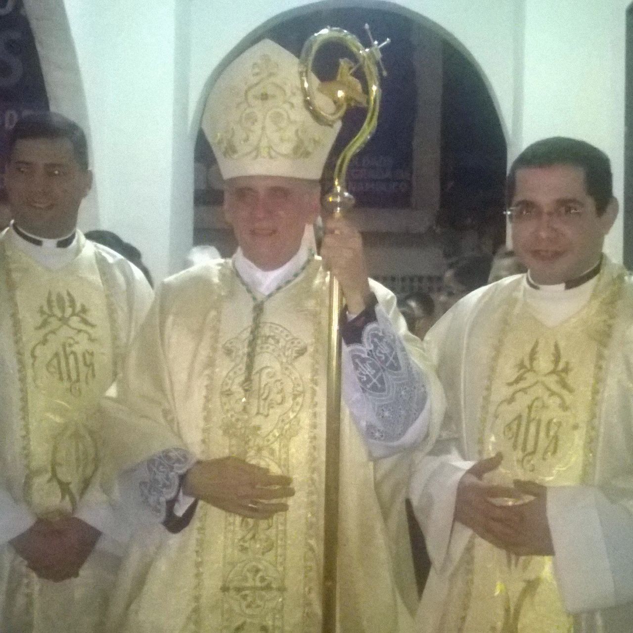 Dom Antônio e Padre Moisés celebram ação de graças por sua vocação |  Arquidiocese de Olinda e Recife