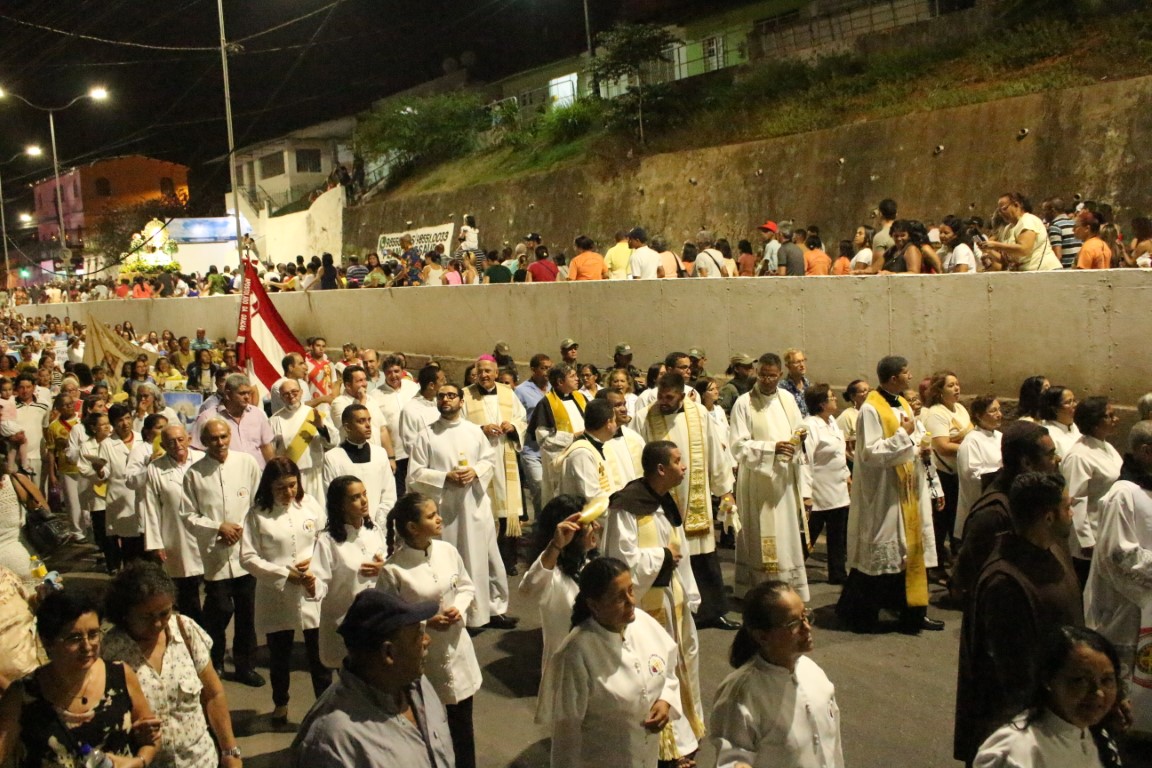 Dom Fernando celebra com os fiéis de Jaboatão os 422 anos do padroeiro Santo Amaro