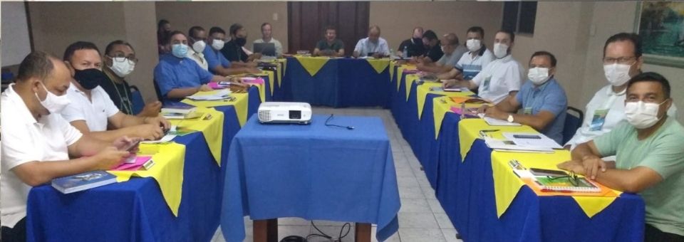 Em reunião ampliada, Comissão prepara programa do 18º Encontro Nacional de Presbíteros