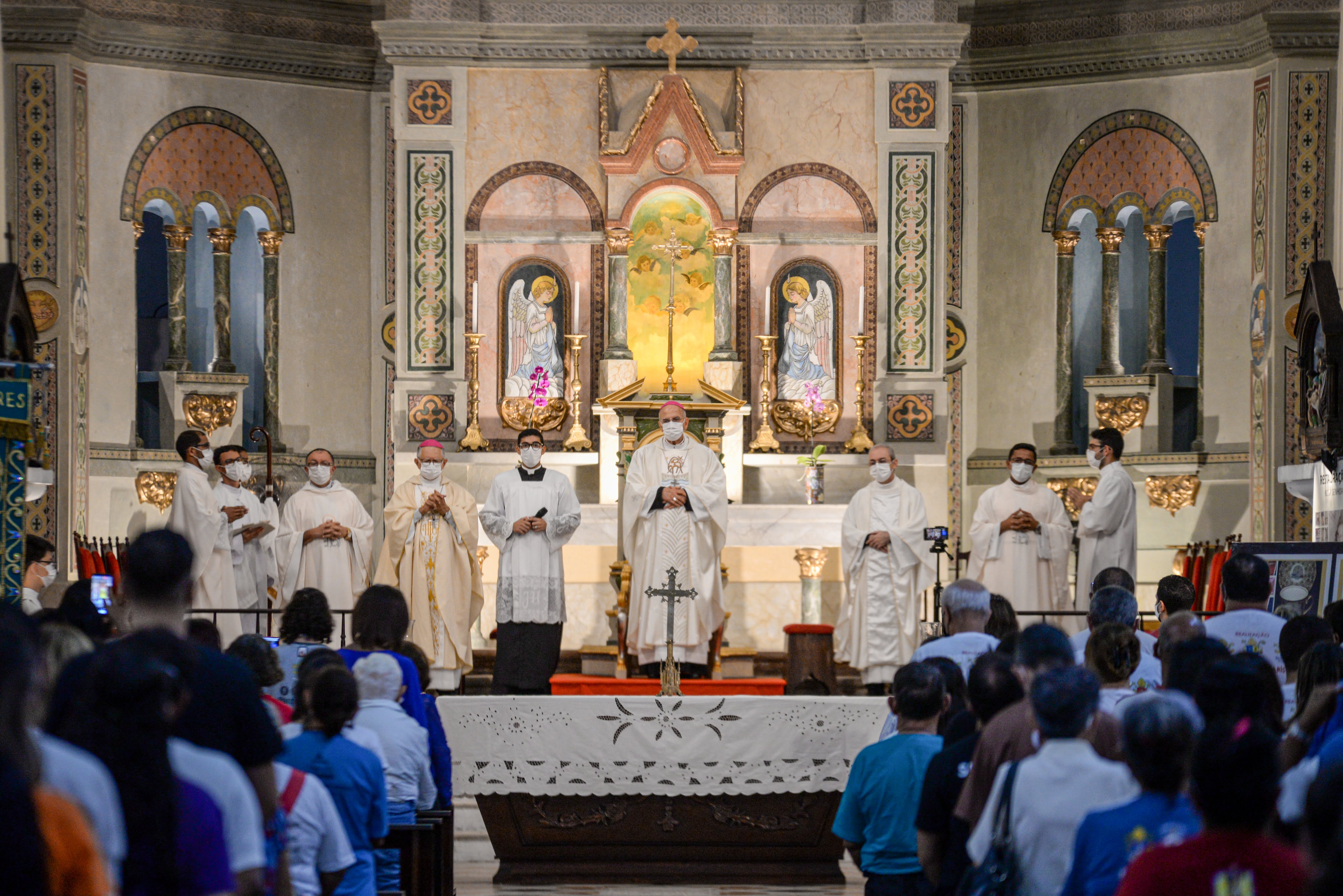 Congresso Eucarístico Nacional é destaque na 8ª noite da Festa de Nossa Senhora dos Prazeres em Maceió