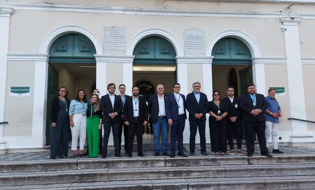 Ministro Alexandre Padilha visita hospital da Santa Casa de Misericórdia do Recife