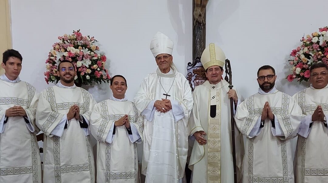 Conheça os novos diáconos transitórios de nossa Arquidiocese e onde eles irão servir até a ordenação presbiteral