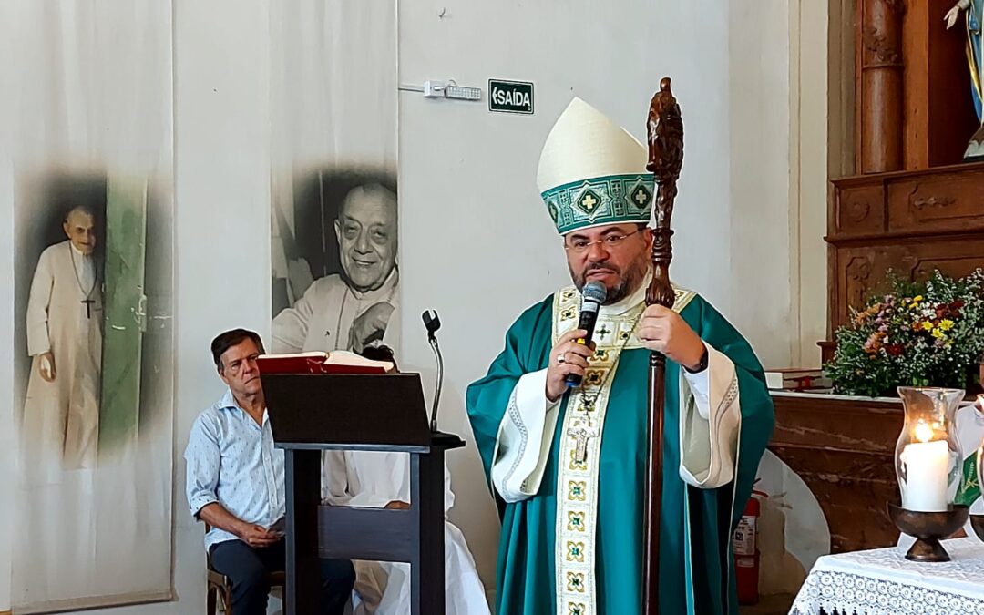 Dom Josivaldo celebra missa em ação de graças pelos 116 anos de nascimento do servo de Deus Dom Helder Câmara